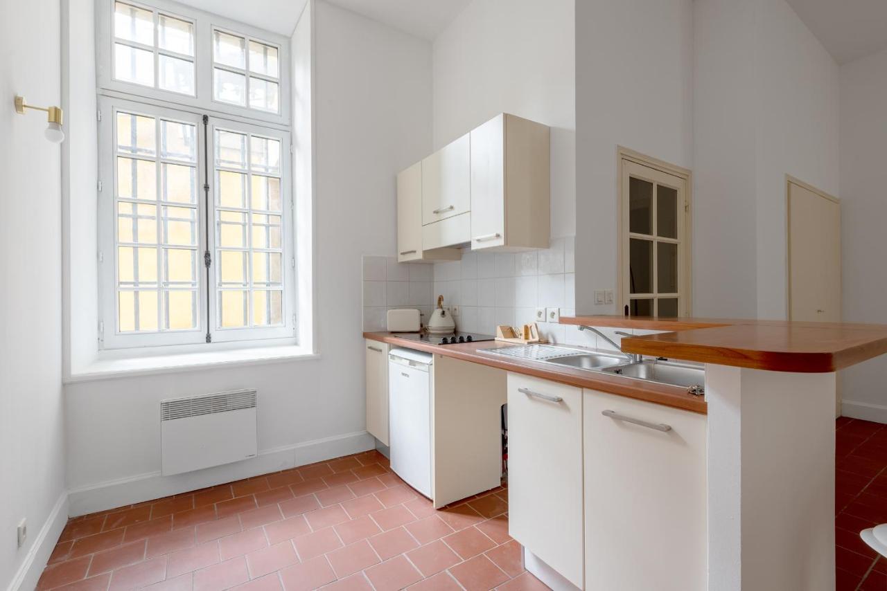 Superbe Appartement Avec Cour Dans La Bastide Carcassonne Extérieur photo
